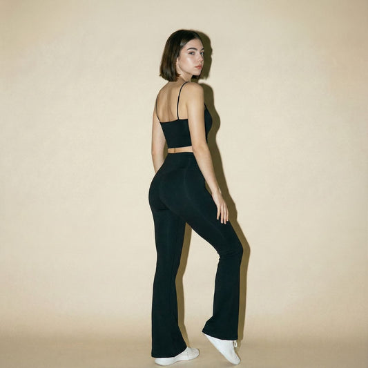 Calza Deportiva Flare Pata Elefante Color Negro