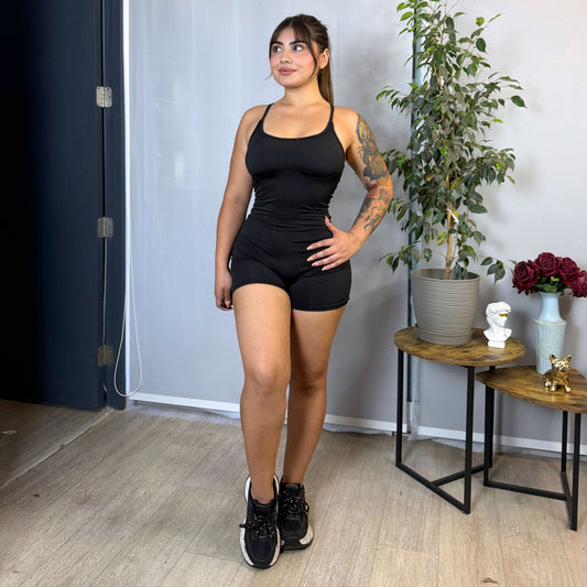 Enterito Deportivo corto espalda abierta Negro